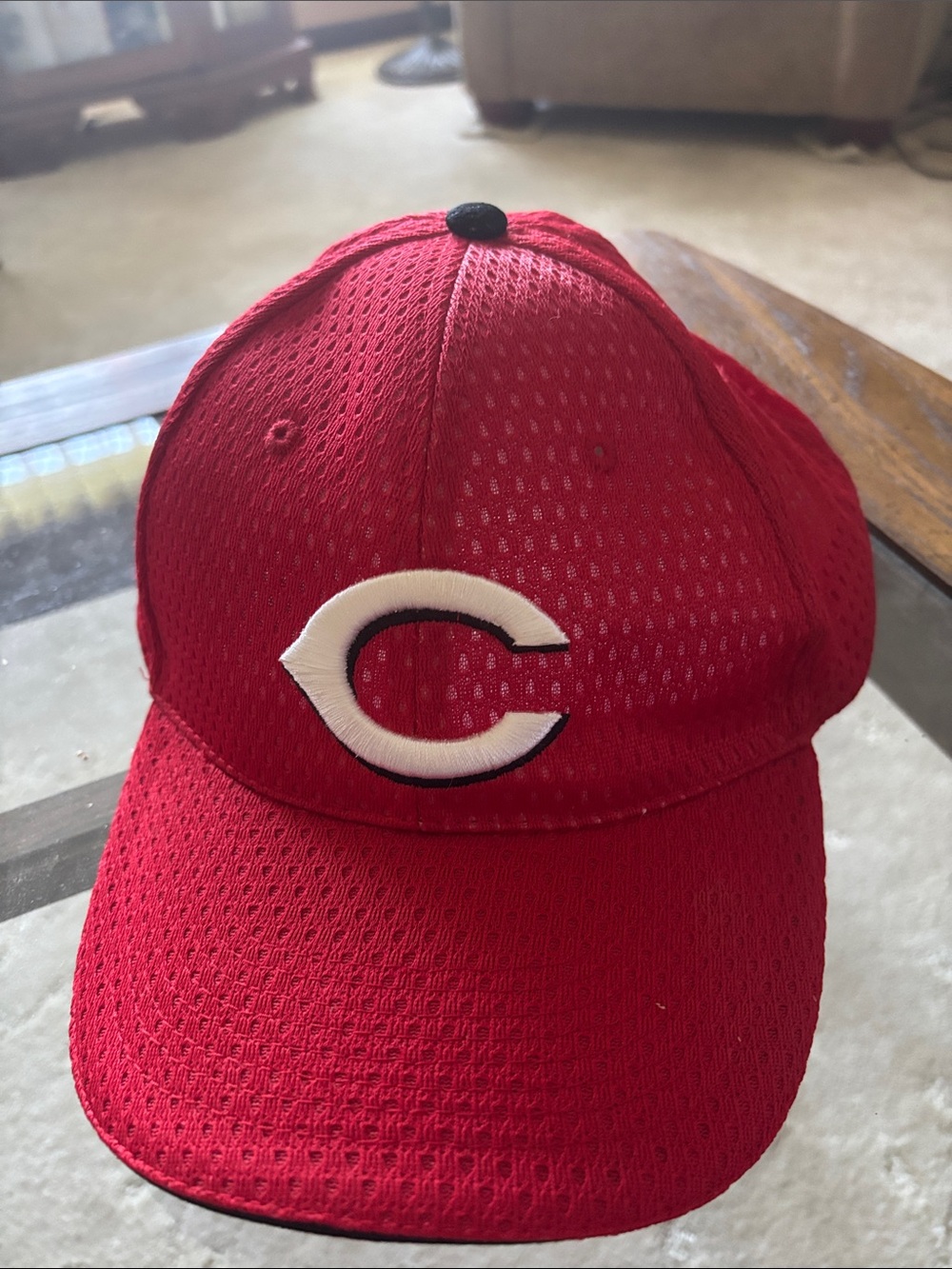 Cincinnati Reds Performance Mesh Hat – BWM Global – Like New